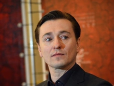 Сергей Безруков показал подросшего сына