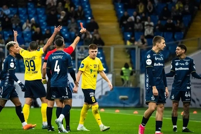 Рубенс раскритиковал судейство в матче с «Ростовом»