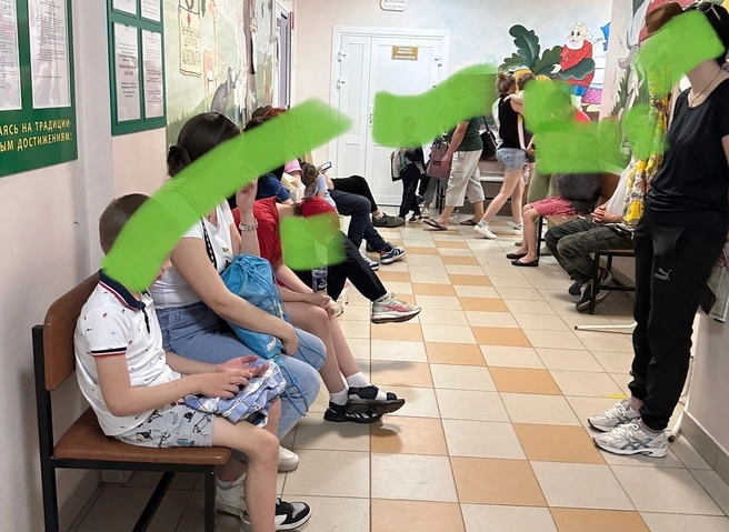 Рязанцы сообщили об огромной очереди в детском травмпункте | ya62.ru