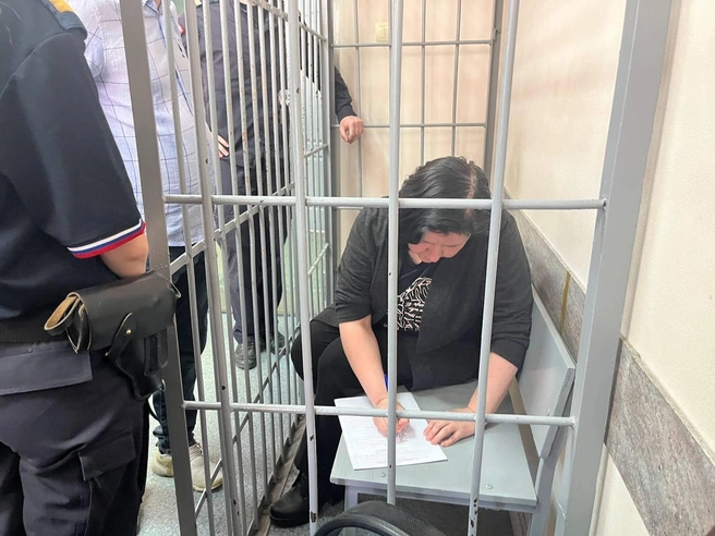 Наталья Волкова побывала в СИЗО, а затем меру пресечения ей смягчили | Источник: Анастасия Якупова / E1.RU