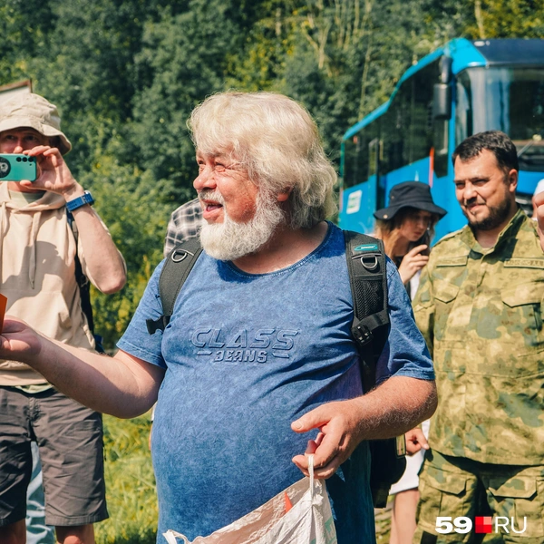 Ученый-изобретатель Раиль Галеев собрал макеты ракет | Источник: Репсиме Зурнаджян / 59.RU