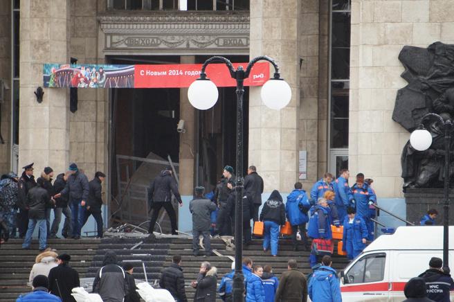 В Волгограде вспоминают жертв страшного предновогоднего теракта на вокзале 