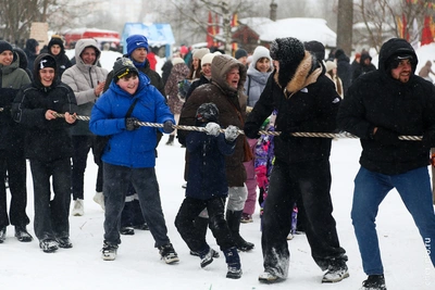 В Череповце на Масленицу прошли кулачные бои и сожгли чучело