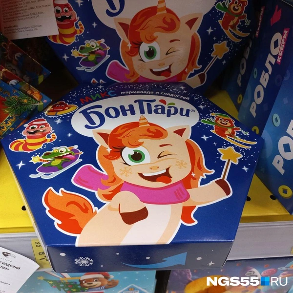 Веселый единорог привлекает внимание | Источник: Анна Иванина / NGS55.RU