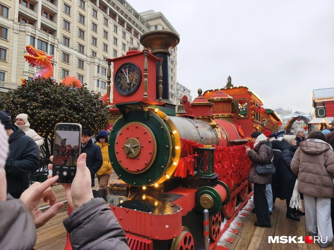 Праздничный поезд | Источник: Михаил Мечев / MSK1.RU