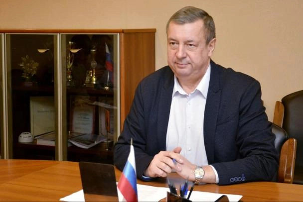 Сотрудники ФСБ задержали и увезли в Петербург главу администрации Приозерского района Ленобласти Александра Соклакова | Источник: с личной страницы Александра Соклакова «ВКонтакте»