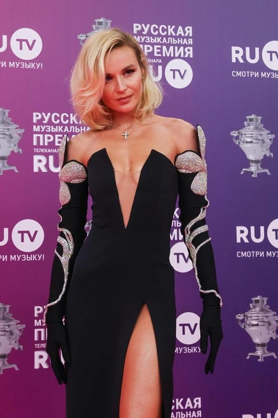 Полина Гагарина | www.starhit.ru