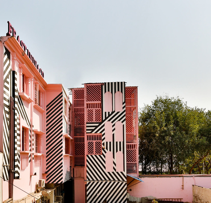 The Pink Zebra: ресторан в эстетике Уэса Андерсона (фото 7)