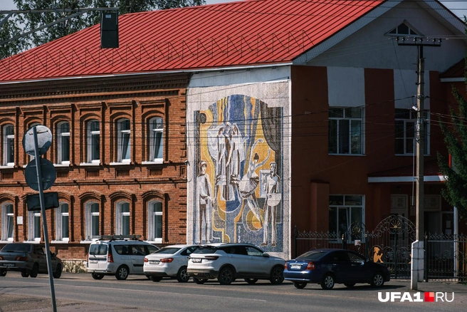 В 30-е годы в этом здании было НКВД | Источник: Булат Салихов / UFA1.RU