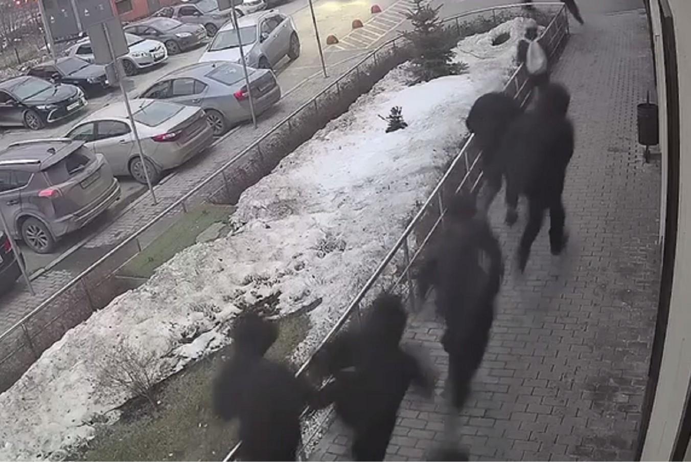 � ������������� ����� ���������� �������� ������ � �� � ����������� �� �������