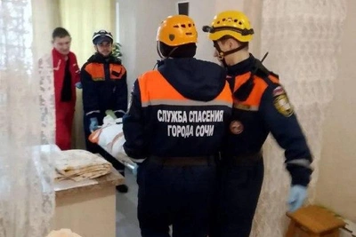 Пенсионерку спасли в Сочи после двух суток в запертой квартире