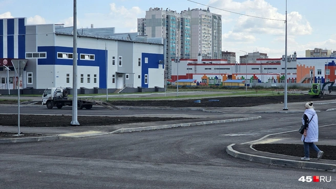 Подъездной путь к Школе олимпийского тхэквондо | Источник: Дарья Никитченко / 45.RU