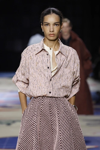 Bottega Veneta ss25 | Источник: Legion Media