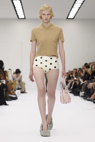 Acne Studios ss25 | Источник: Ik Aldama | Legion Media