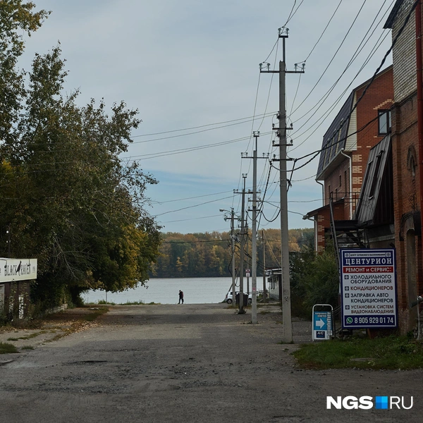 На первый взгляд Камень-на-Оби может показаться грязноватым городком с обычными провинциальными проблемами | Источник: Александр Ощепков / NGS.ru