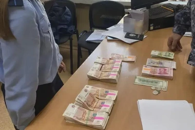 Иностранку оштрафовали за контрабанду валюты