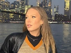 Изуродованная пластикой Рита Дакота снова легла под нож хирурга: «Выглядит жутковато»