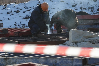 В Воронеже монтажник упал с шести метров на стройке