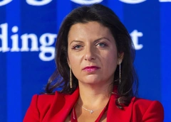 Маргарита Симоньян: «Ношу на руках браслет Тиграна с образами святых и пропуск в реанимацию»