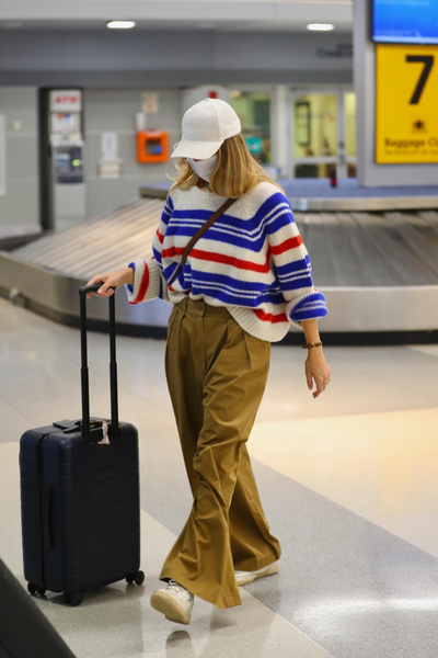Что носит Барби в аэропорту?