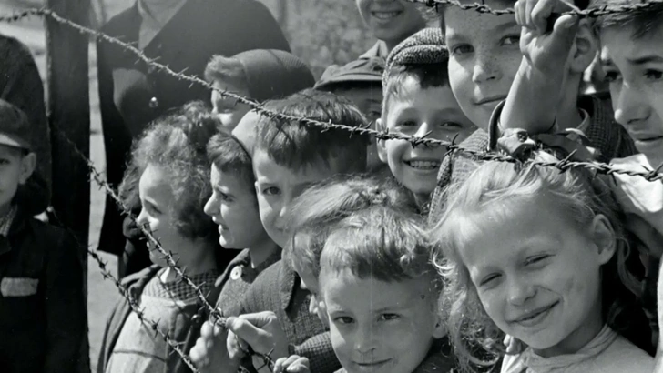 Источник: Кадр из фильма «Наступит ночь» (Андре Сингер, 2014)