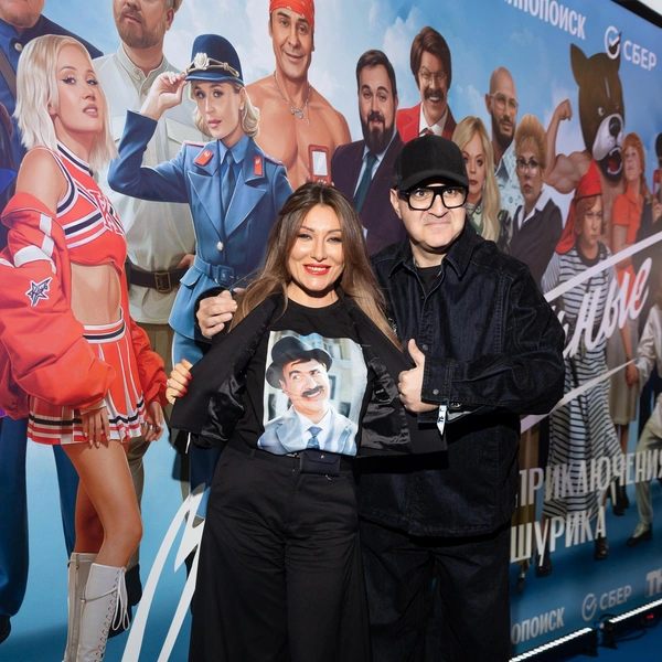 Гарик Мартиросян с супругой | Источник: Телеканал ТНТ