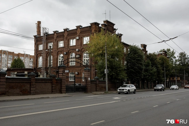 На Советской улице, 63 находится Ярославский ликеро-водочный завод | Источник: Александр Куренной / 76.RU