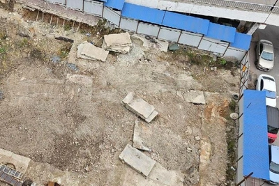 Residents of Rostov Fear Fires Due to Abandoned Construction Site