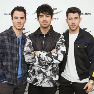 Jonas Brothers готовят новый сингл, и он будет круче первого