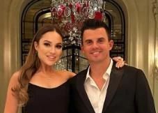 Кирилл Туриченко сомневается, идти ли на роды жены: «Если там матерятся и много крови, то я не готов»