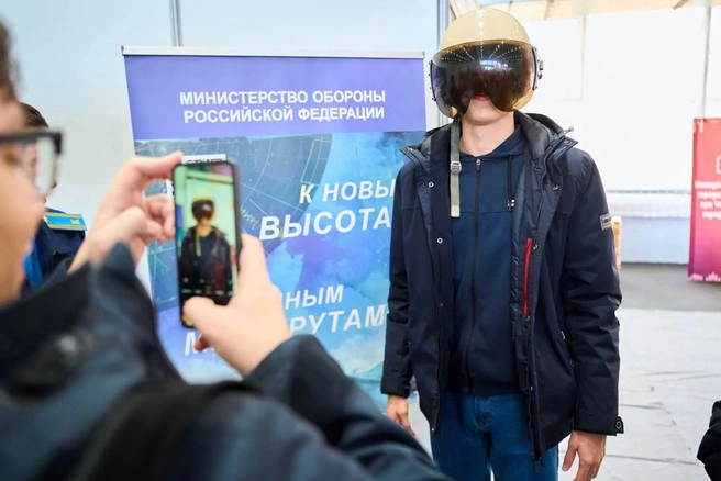 Знакомство с профессиями на площадке | Источник: ООО&nbsp;«Деловые события»