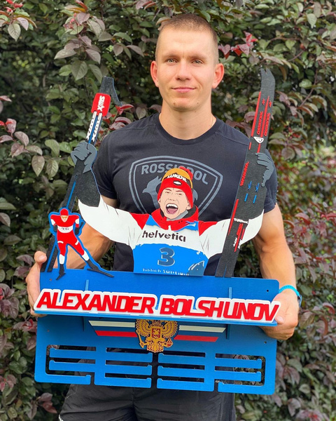 Олимпийский чемпион Большунов лишился золотой медали из-за сломанной соперником лыжной палки на финише