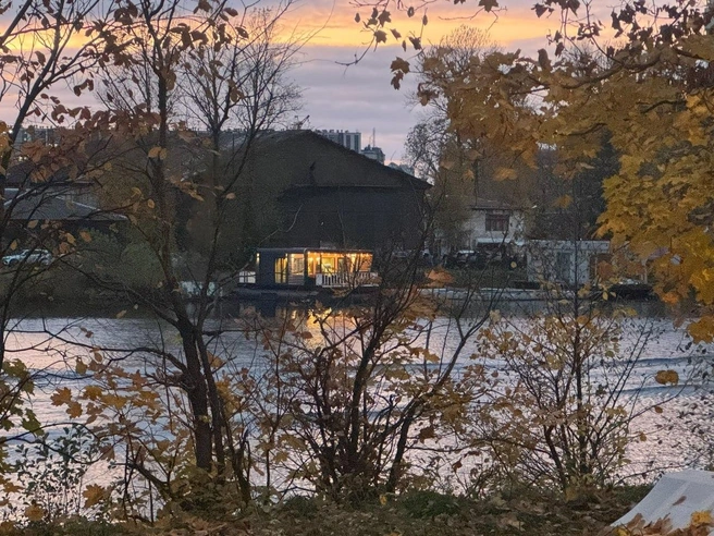 Смольный: в Галерной гавани по-прежнему арендует землю инициатор «плавучего квартала» | Источник: Живем на Васильевском | Васильевский остров