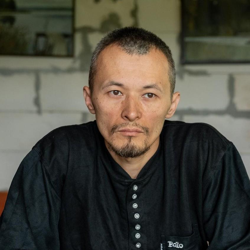 <p>Николай Пак</p>