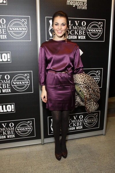 Сати Казанова | www.starhit.ru