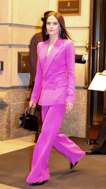 Зой Дойч в Нью-Йорке | marieclaire.ru