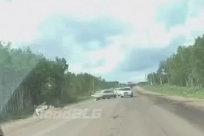 Переворот автомобиля на аэропортовской трассе в Приамурье