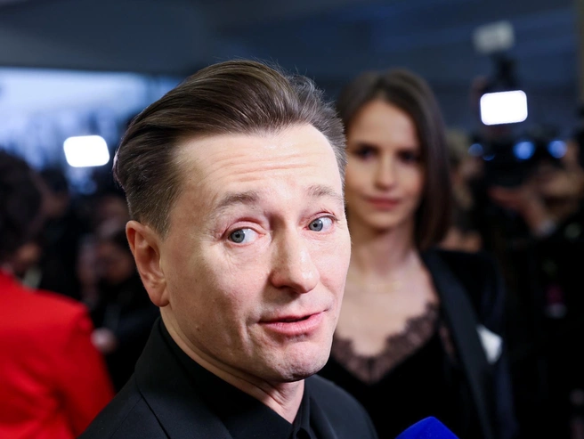 Сергей Безруков во время рабочей встречи в правительстве Новосибирской области | Источник: Артём Устюжанин / MSK1.RU
