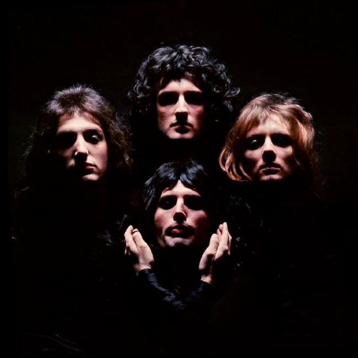 Фото №6 - История легендарной обложки альбома Queen II и фотографии, обложкой не ставшие