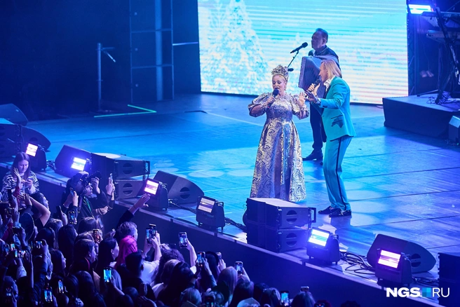 В конце Кадышевы пели вместе  | Источник: Александр Ощепков / NGS.RU