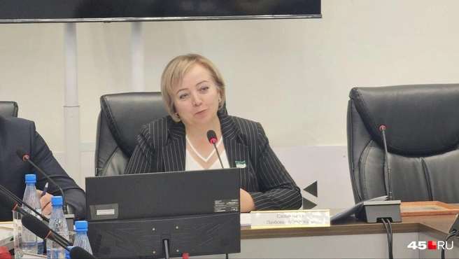 Председателем думы стала Любовь Силантьева, она поблагодарила коллег за поддержку | Источник: Дарья Никитченко