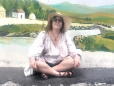 «Нашла заботливого зайчика в «Тиндере»: российскую феминистку Анастасию Емельянову убил жених в Турции