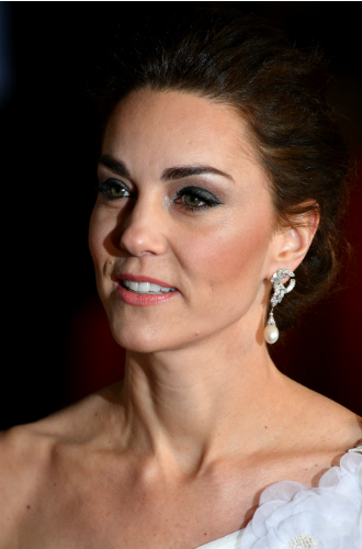 Кейт Миддлтон на церемонии BAFTA в серьгах принцессы Дианы, 2019 год