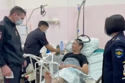 Police help Yakutsk man with broken leg in -30°C weather