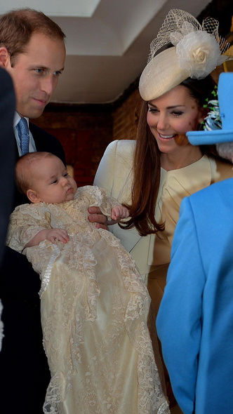 Кто настоящий двойник принца Уильяма в королевской семье — эти милые детские фото вас точно удивят