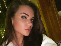 «Если выйду замуж, то раз и навсегда»: Катя Жужа рассказала, почему так долго искала себе супруга