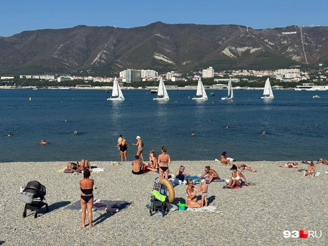 Отдыхающих в конце бархатного сезона очень мало | Источник: Дарья Паращенко / 93.RU