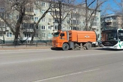 Пылесос-регенератор собирает 5 тонн мусора в день в Благовещенске