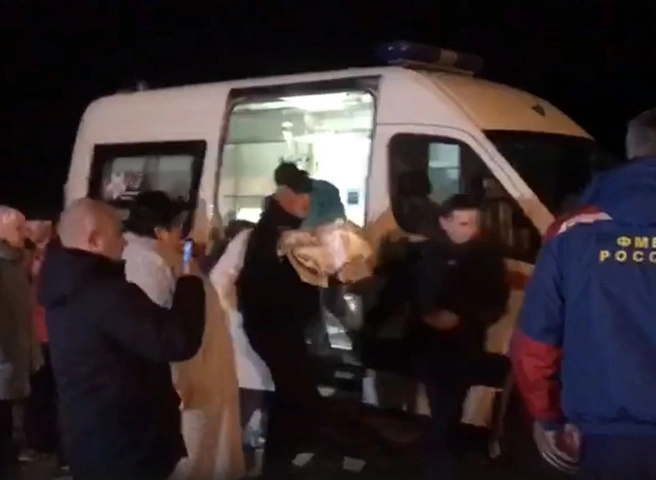 Младенца, спасенного на месте взрыва в Магнитогорске, отправили спецбортом в Москву | ya62.ru