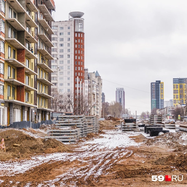 Поблизости параллельно строят и жилые дома | Источник: Тимофей Калмаков / 59.RU